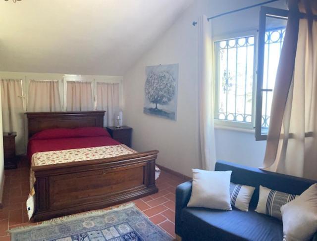 La Casa Fra Gli Ulivi Apartment แตร์นี ภายนอก รูปภาพ